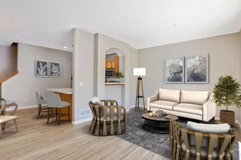 8365 Townsend Dr, Eden Prairie, MN 55344