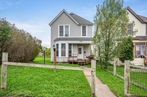 506 N 2nd Ave E, Duluth, MN 55805