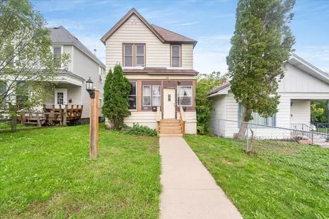 504 N 2nd Ave E, Duluth, MN 55805