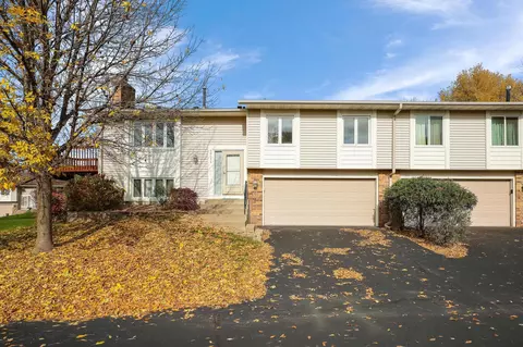 10471 Yorktown Ln N, Maple Grove, MN 55369