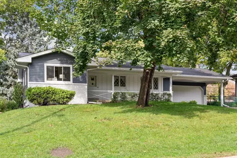 3017 Hilldale Ave NE, Saint Anthony, MN 55418