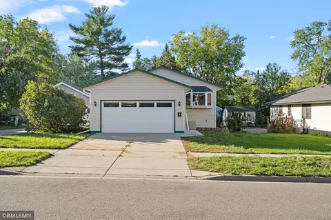512 Tyler St, Anoka, MN 55303