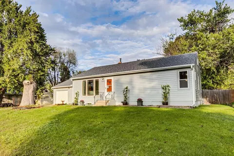 1830 Clarence St, Maplewood, MN 55109