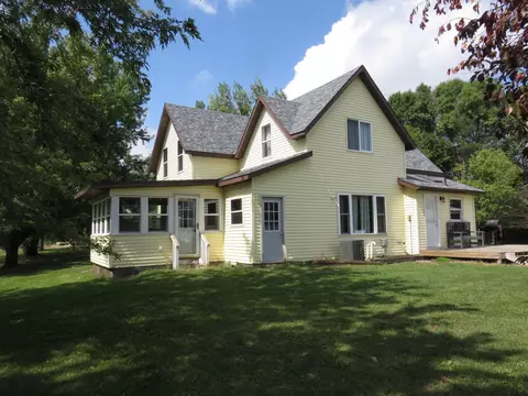 27066 County Rd 10, Starbuck, MN 56381