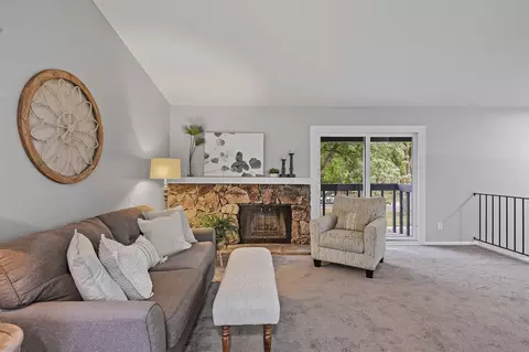 3138 Quarry Ct, Eagan, MN 55121 photo 8