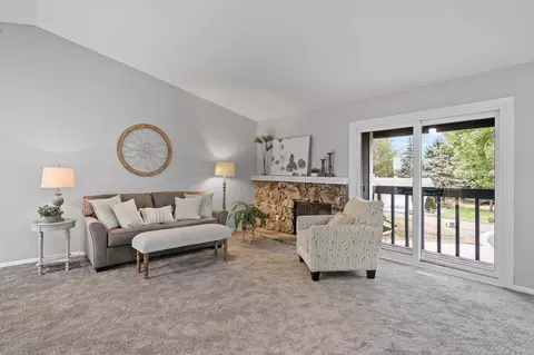 3138 Quarry Ct, Eagan, MN 55121 photo 5