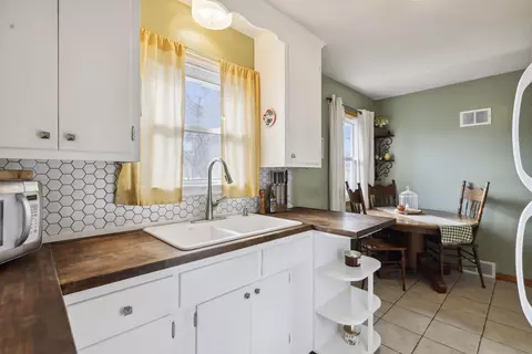 1996 Orange Ave E, Saint Paul, MN 55119 photo 15