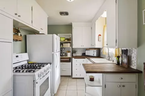 1996 Orange Ave E, Saint Paul, MN 55119 photo 13