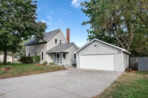 801 Girard St, Hudson, WI 54016