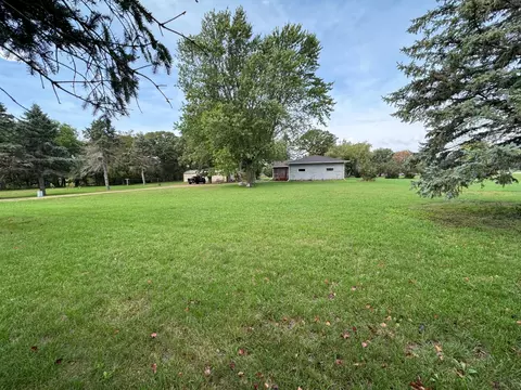20537 720th Ave, Albert Lea, MN 56007 photo 2