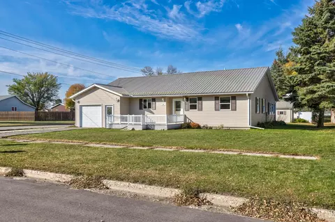 137 Maple St, Tyler, MN 56178