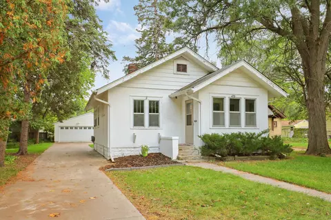 4021 E 54th St, Minneapolis, MN 55417