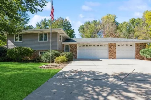 7219 Mill Rd, Centerville, MN 55038