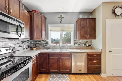 2057 Cobblestone Dr, Cologne, MN 55322 photo 10