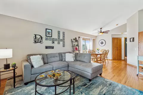 12749 Quaker Ln N, Champlin, MN 55316 photo 5