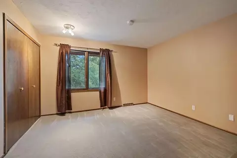 10620 Johnson Cir, Bloomington, MN 55437 photo 22