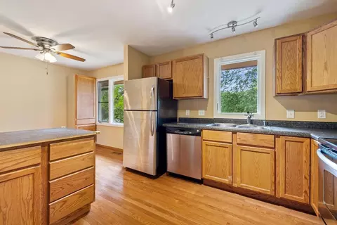10620 Johnson Cir, Bloomington, MN 55437 photo 33