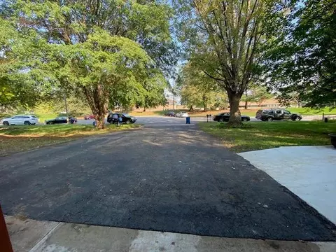 10620 Johnson Cir, Bloomington, MN 55437 photo 3
