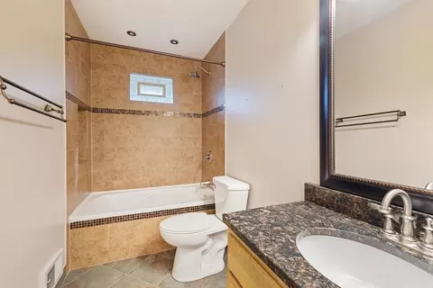 10620 Johnson Cir, Bloomington, MN 55437 photo 34