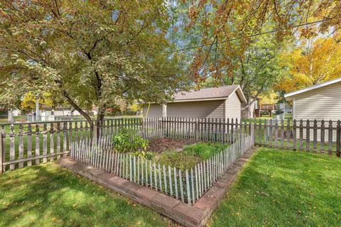 2704 Clearwater Rd, Saint Cloud, MN 56301 photo 6