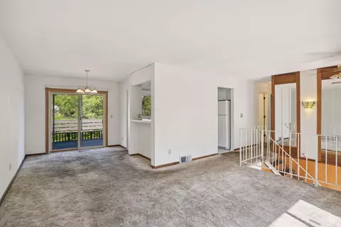 1661 Walnut Ln, Eagan, MN 55122 photo 8