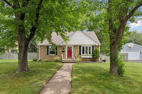 3213 Louisiana Ave S, Saint Louis Park, MN 55426