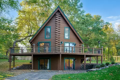 7715 N Shore Cir N, Forest Lake, MN 55025