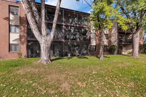 1340 9th Ave S #312, Saint Cloud, MN 56301