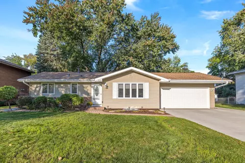 7518 Hayes St NE, Fridley, MN 55432
