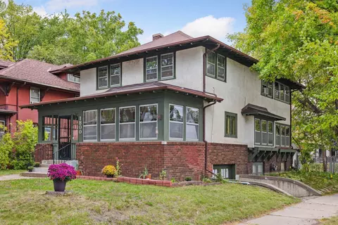 1800 Irving Ave N, Minneapolis, MN 55411
