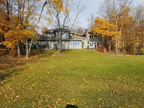 22293 N Starr Point Dr, Cohasset, MN 55721