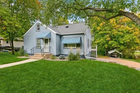 304 Buffalo St, Delano, MN 55328