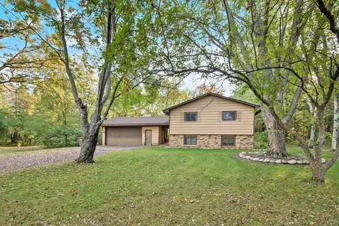 20541 Xavis St NW, Oak Grove, MN 55011