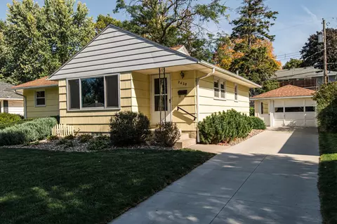 2428 17th Ave NW, Rochester, MN 55901