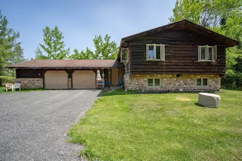 7036 E County Road Uu, South Range, WI 54874