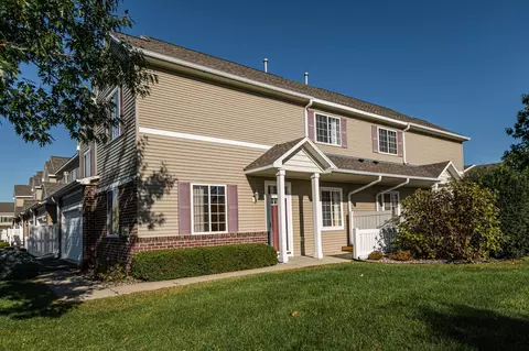 5853 Sandcherry Pl NW, Rochester, MN 55901