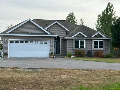 1396 Winter Dr NW, Bemidji, MN 56601