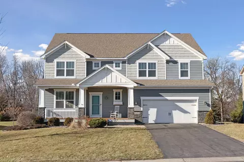 18680 Aubrie Ct, Eden Prairie, MN 55347