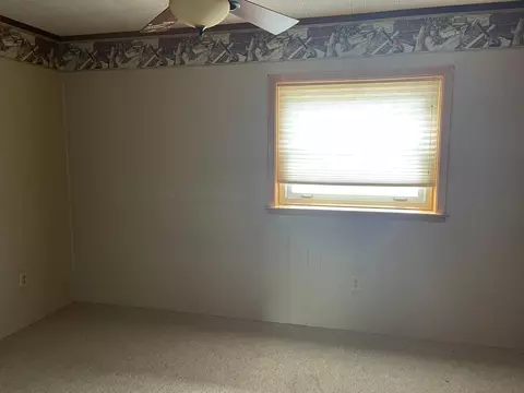 307 E Hollett St, Tracy, MN 56175 photo 17