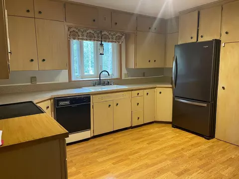 307 E Hollett St, Tracy, MN 56175 photo 2
