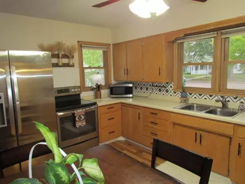 204 White St N, Comfrey, MN 56019 photo 12