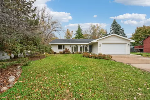 2033 Orchard Ln, White Bear Lake, MN 55110