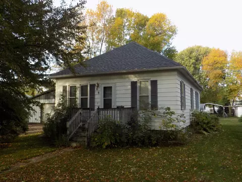 306 S Griffin St, Lakefield, MN 56150