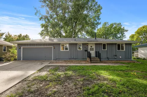 5420 Altura Rd NE, Fridley, MN 55421