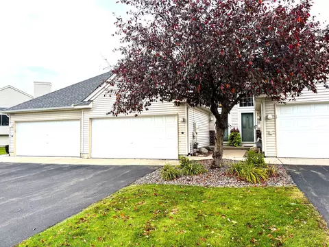 13482 97th Ave N, Maple Grove, MN 55369 photo 2