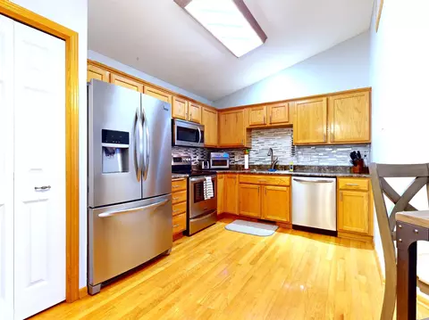 13482 97th Ave N, Maple Grove, MN 55369 photo 9