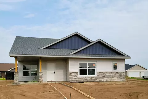231 Gateway Pkwy, Osceola, WI 54020