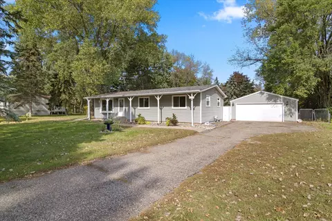 16208 1st St N, Lakeland, MN 55043