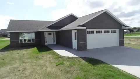518 Glynn Ave NE, Grand Meadow, MN 55936