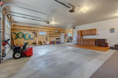 403 S Bruce St, Marshall, MN 56258 photo 35